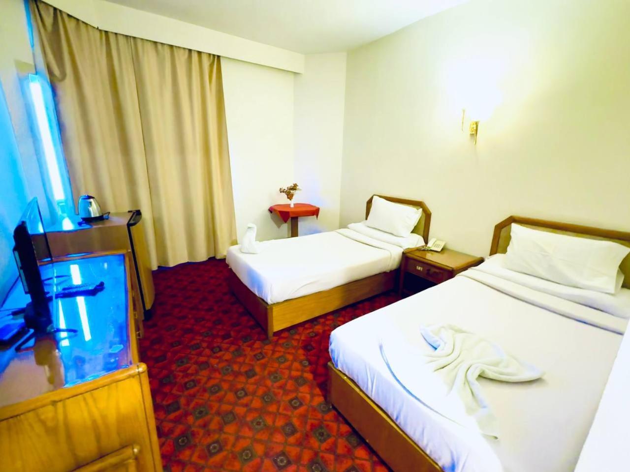Queens Valley Hotel Luxor Exteriér fotografie